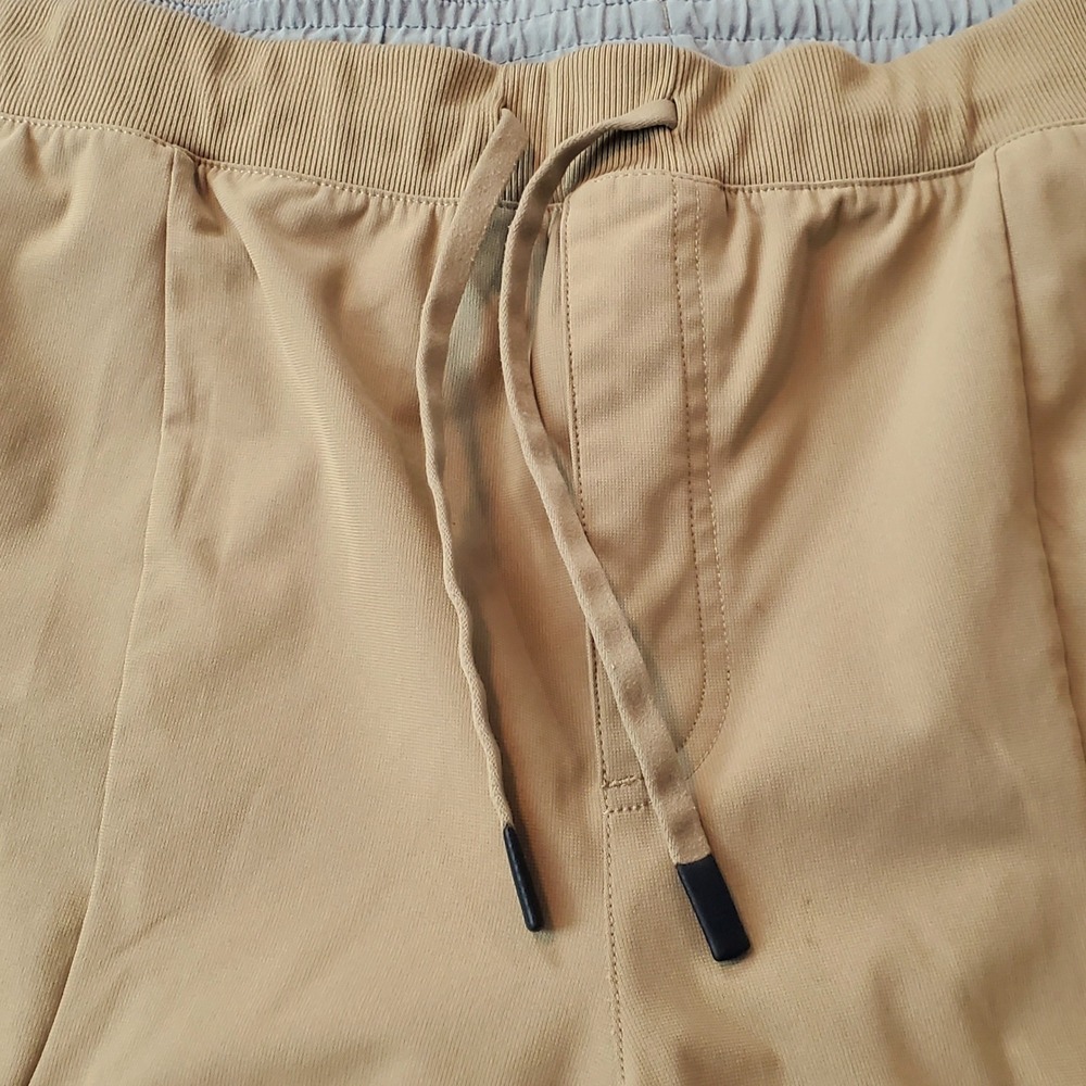 VRST Joggers Mens XXL Tan Excellent Back Zipper Pockets Stretch Commuter Pants - Picture 12 of 12